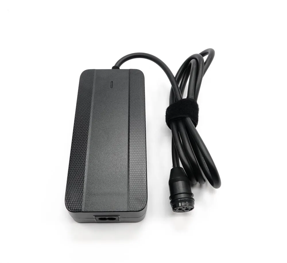 Fantic-Batterieladegeraet-Simplo-4A-Brose-Yamaha-B0200187005 Fantic Batterieladegerät Simplo - 4A - Bafang / Brose / Yamaha B0200187005