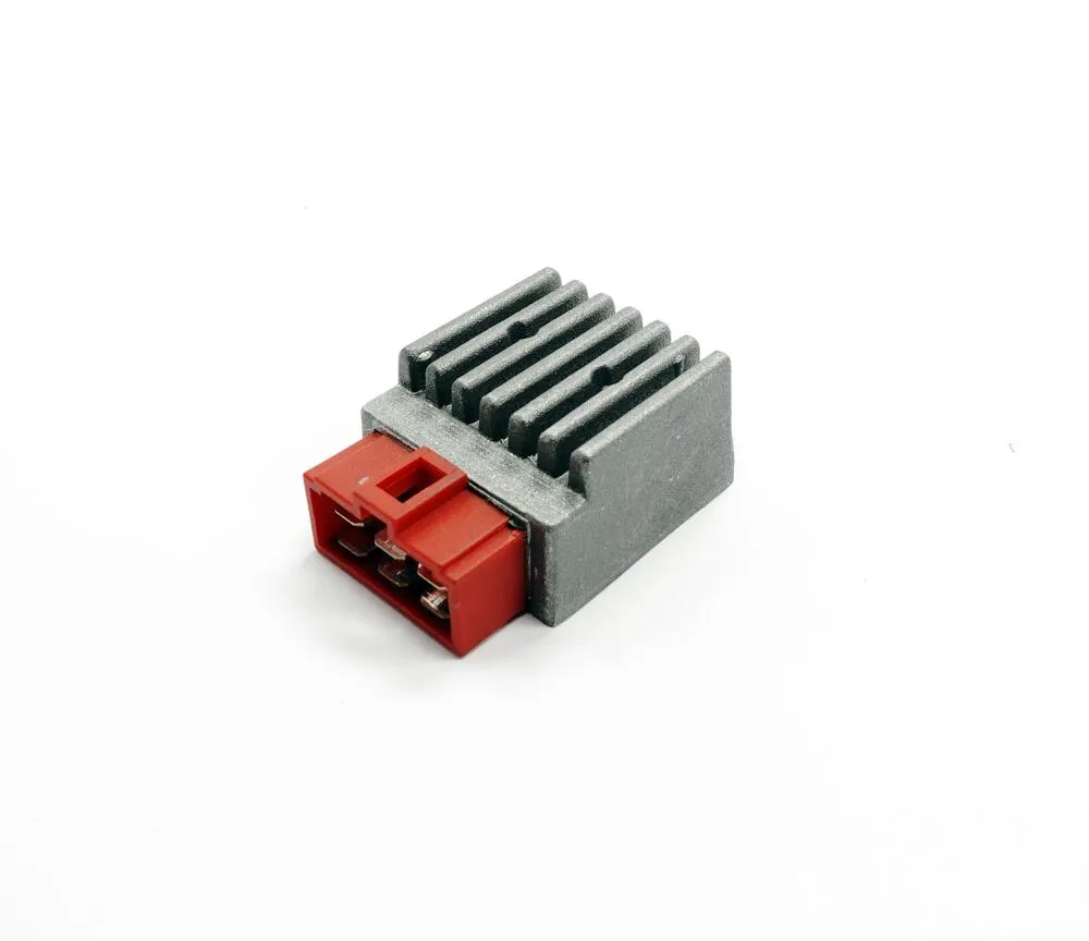 Fantic-Gleichrichter-Regler-XE-07425005 Fantic Gleichrichter / Regler XE - 07425005