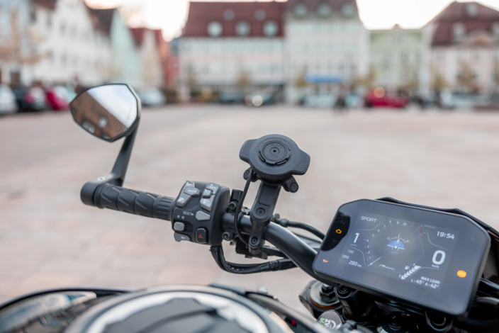 Quad Lock MAG Wetterfester Drahtlos Ladekopf USB - QLH-WP-WCH Quad Lock MAG Wetterfester Drahtlos Ladekopf USB - QLH-WP-WCH