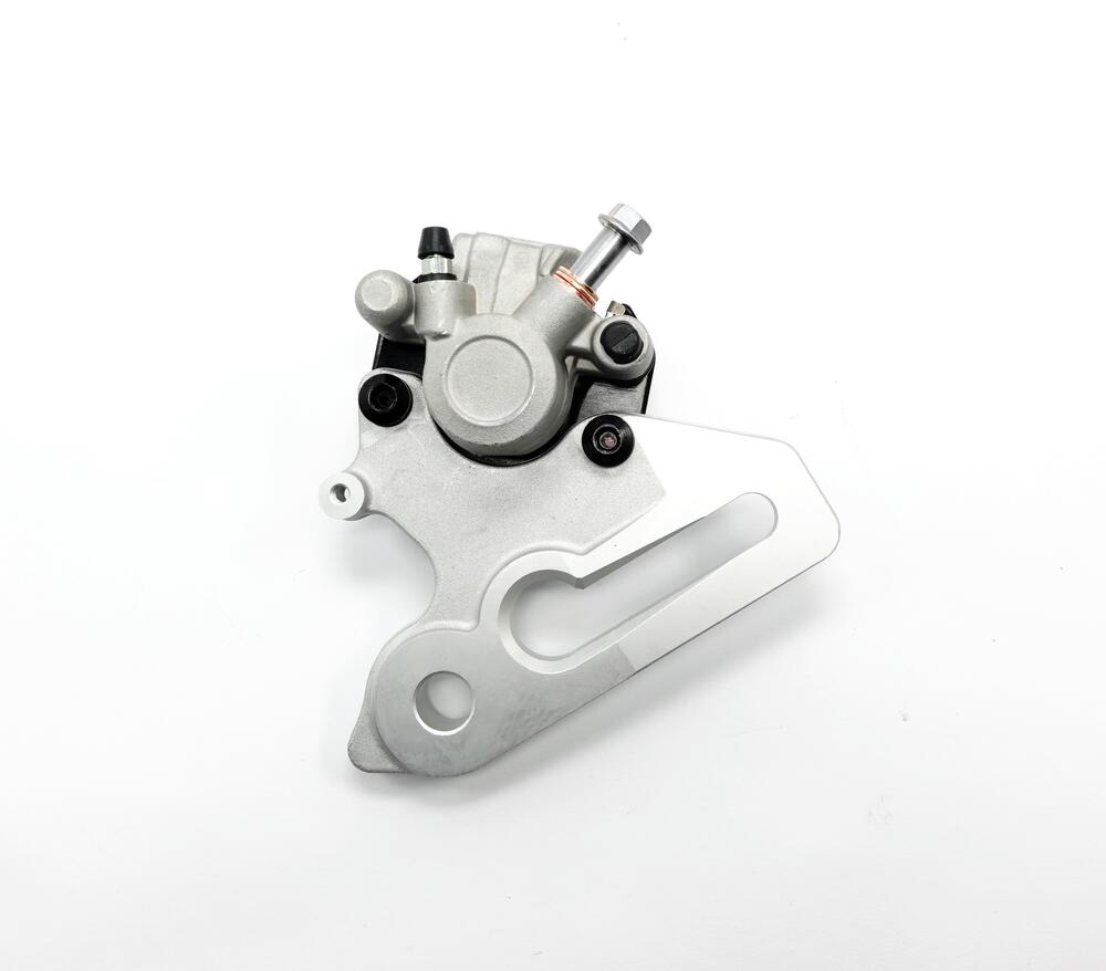 Fantic-Bremszange-mit-Aufnahme-fuer-hinten-TL125-MY23-08806005 Fantic Bremszange mit Aufnahme für hinten TL125 MY23 - 08806005