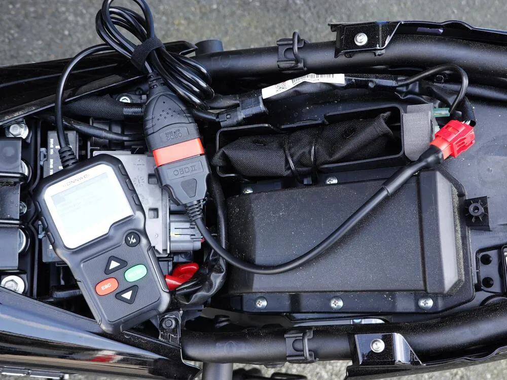 Konnwei KW680 OBD2 Scanner Fehlercode Diagnosegerät - Auto / Motorrad / Roller