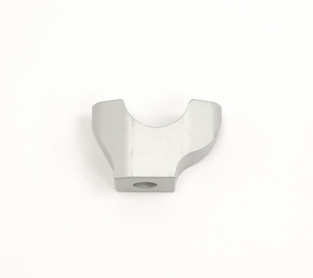 Fanti-Lenkerklemmblock-unten-07776005 Fantic Lenker Klemmblock Unterteil (1 Stück) 07776005