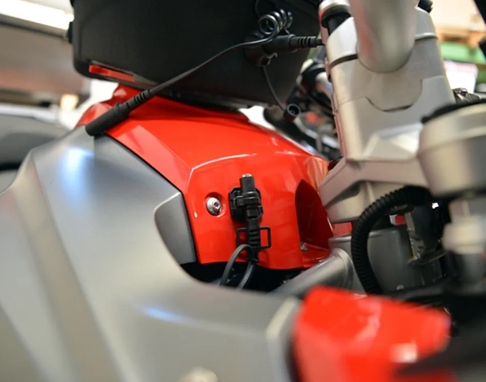 Givi_Power_Socket_S110_Universal_Kabelsatz_fuer_Batterie_Anschluss_12_Volt_Stromversorgung_2 Givi Power Socket S110 Universal Kabelsatz für Batterie Anschluss 12 Volt Stromversorgung